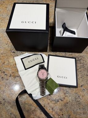 Gucci Stainless Steel Watch with Pink Dial and Silver Bracelet